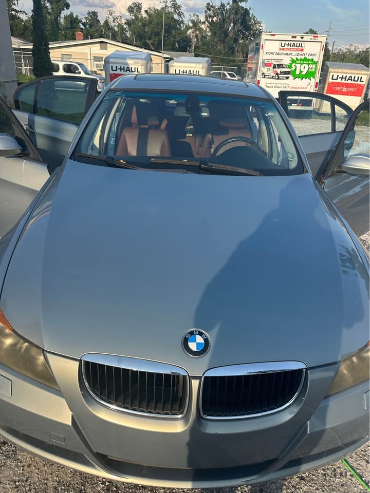 
								2006 BMW 3 Series – 325xi Sedan 4D full									