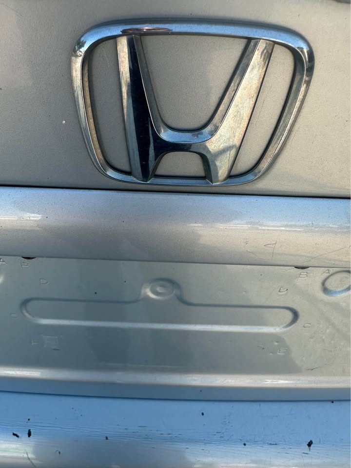 
								2004 Honda Civic – Hybrid Sedan 4D full									