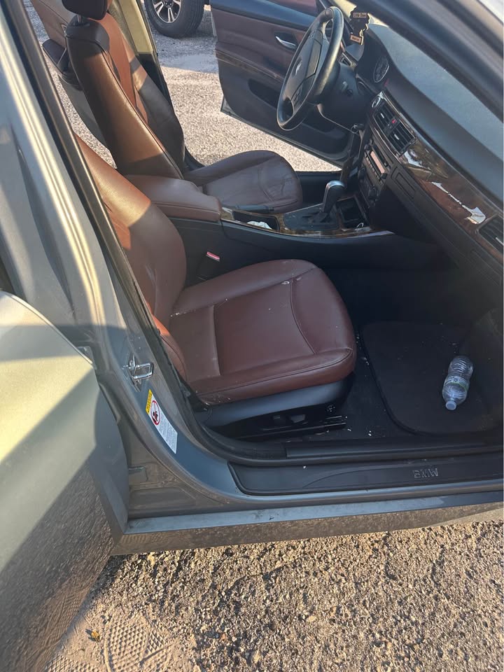 
								2006 BMW 3 Series – 325xi Sedan 4D full									