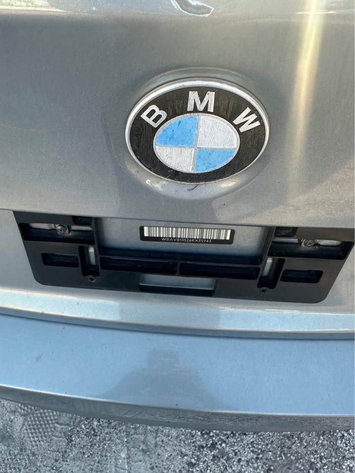 
								2006 BMW 3 Series – 325xi Sedan 4D full									