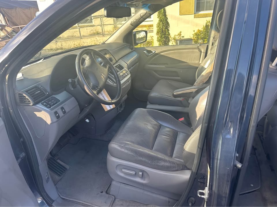 
								2010 Honda Odyssey – EX-L Minivan 4D full									