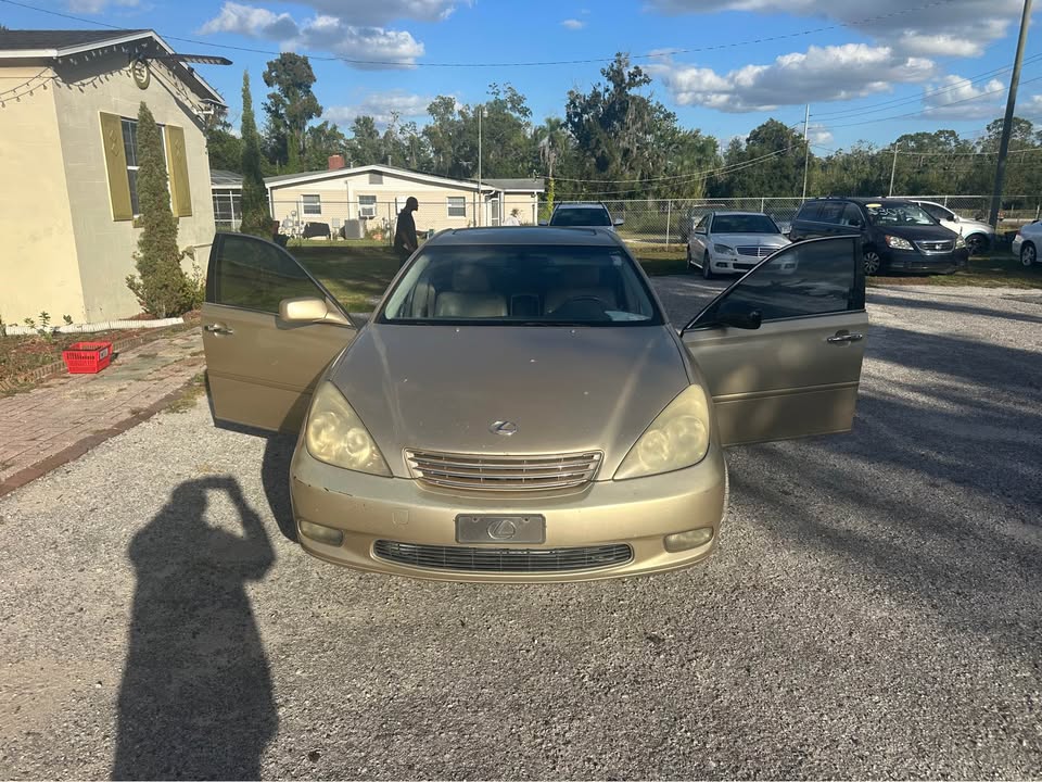
								2003 Lexus ES – ES 300 Sedan 4D full									