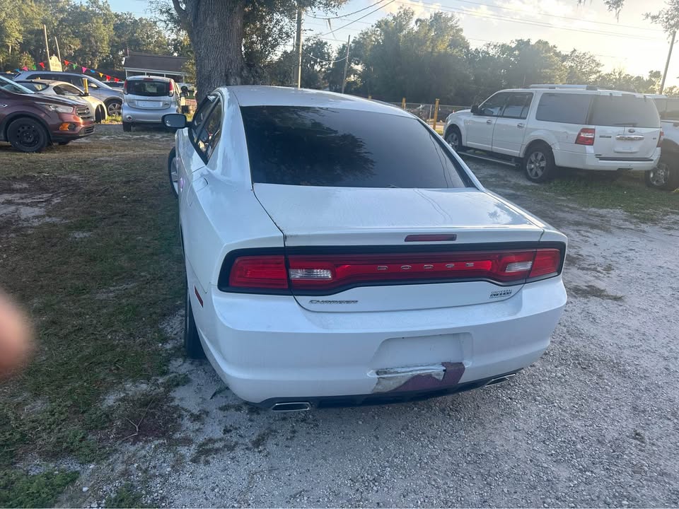 
								2014 Dodge Charger – Sedan 4D full									