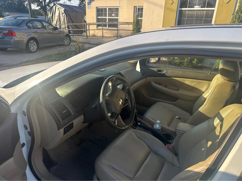 
								2003 Honda Accord EX Sedan 4D full									