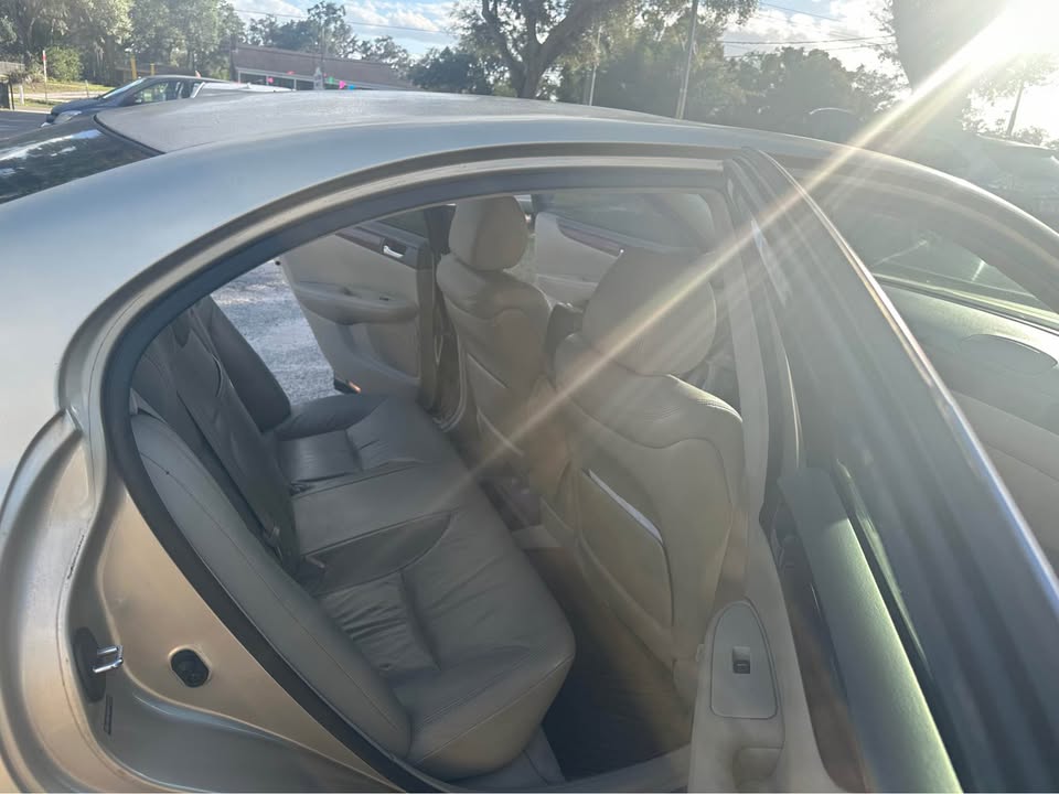 
								2003 Lexus ES – ES 300 Sedan 4D full									