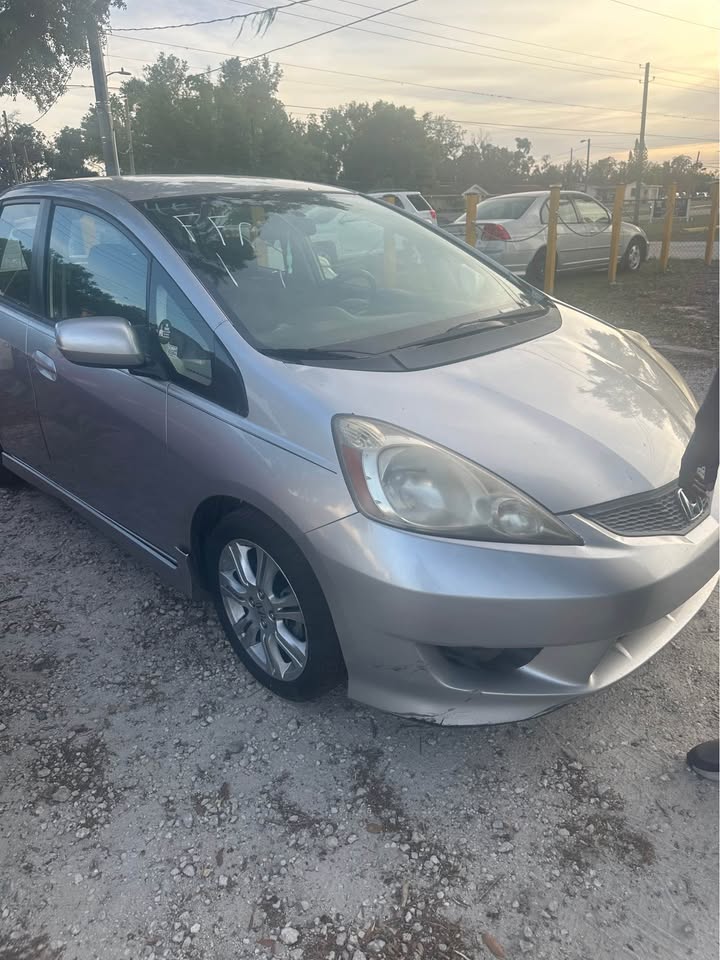 
								2011 Honda Fit full									
