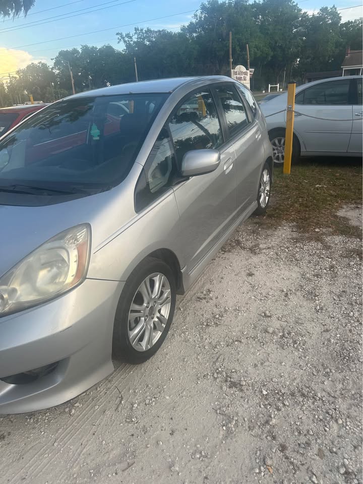 
								2011 Honda Fit full									